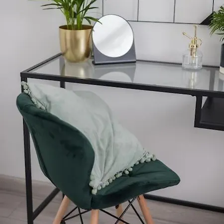 Specious Center With Park View Varsovie